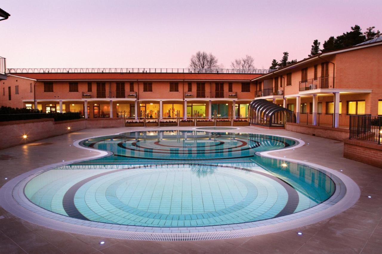 Residence Terme Di San Giacomo Sarnano Eksteriør billede